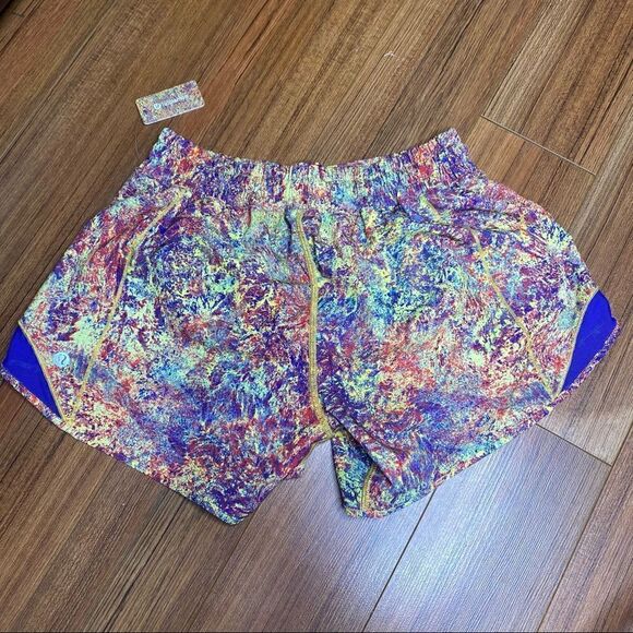 NWT Rare Lululemon Seawheeze 2019 hotty hot short 6 TALL - Picture 2 of 6